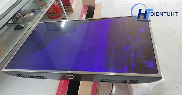thay-man-hinh-tivi-samsung-tai-nha-trang-2