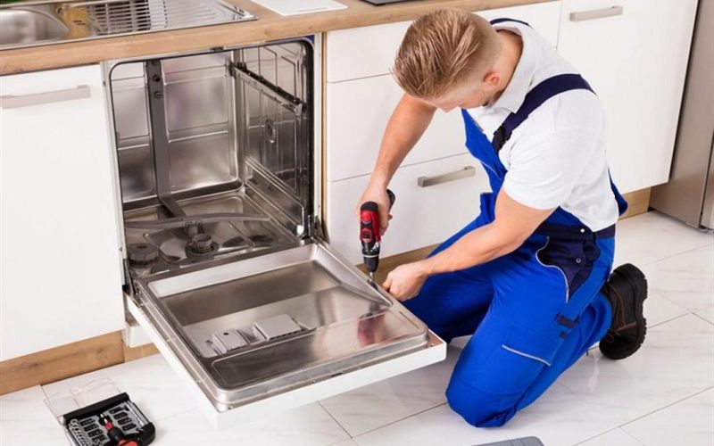 Màn hình máy rửa chén hiển thị mã lỗi